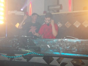 299482_447328455309905_1284064844_n